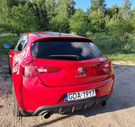 Alfa Romeo Giulietta cena 43000 przebieg: 111000, rok produkcji 2012 z Dąbrowa Górnicza małe 667